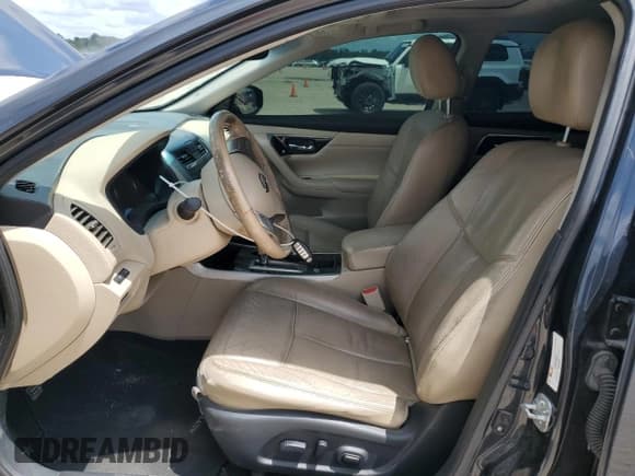 ✅ 2015 Nissan Altima SL • VIN: 1N4AL3AP4FN343808 • Lot: 52668685. Listed on Copart with 121,590 mi. Free auction sales archive from the USA and detailed vehicle history report at DreamBid. Image 7.