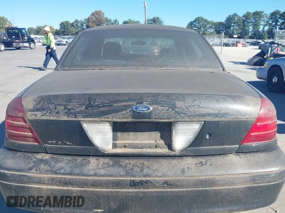 ✅ 2003 Ford Police Interceptor Street Appear • VIN: 2FAHP71W13X162905 • Lot: 43422741. Listed on IAAI with 180,194 mi. Free auction sales archive from the USA and detailed vehicle history report at DreamBid. Image 15.