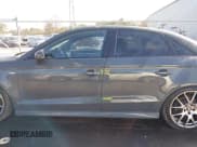 ✅ 2017 Audi A3 Premium Plus • VIN: WAUJ8GFF3H1046684 • Лот: 43803803. Опубликован ранее на IAAI с пробегом 120 882 миль. Бесплатный доступ к архиву аукционных продаж из США и подробный отчёт об истории автомобиля на DreamBid. Изображение 14.