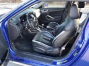 ✅ 2013 Hyundai Veloster Turbo • VIN: KMHTC6AE3DU144296 • Lot: 45062415. Wystawiony na Copart z przebiegiem 133 971 mil. Bezpłatny archiwum sprzedaży aukcyjnych z USA i szczegółowy raport historii pojazdu na DreamBid. Zdjęcie 7.