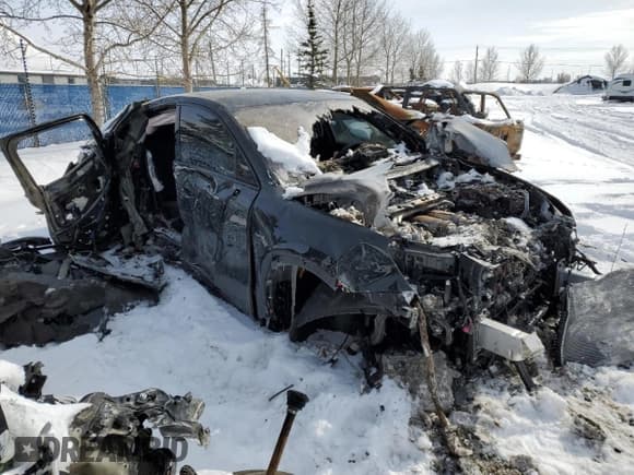 ✅ 2023 Porsche Cayenne Turbo S E-Hybrid • VIN: WP1BH2AY8PDA37087 • Lot: 46585885. Listed on Copart with Not provided. Free auction sales archive from the USA and detailed vehicle history report at DreamBid. Image 4.