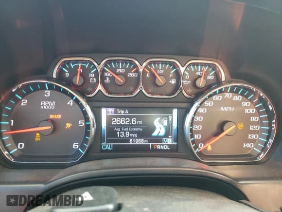 ✅ 2019 Chevrolet Silverado 1500 LT • VIN: 2GCRCPEC8K1210430 • Lot: 67078864. Wystawiony na Copart z przebiegiem 61 968 mil. Bezpłatny archiwum sprzedaży aukcyjnych z USA i szczegółowy raport historii pojazdu na DreamBid. Zdjęcie 9.