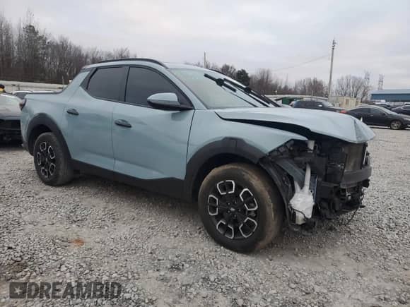 2022 Hyundai Santa Cruz SEL with VIN 5NTJC4AE9NH029442, listed as a Copart auction lot 83325664 with 48,541 mi miles and Salvage title. Bid and sale history available at DreamBid. Image 4.