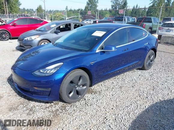 ✅ 2020 Tesla Model 3 Long Range • VIN: 5YJ3E1EB9LF800400 • Lot: 42438843. Wystawiony na IAAI z przebiegiem 92 124 mil. Bezpłatny archiwum sprzedaży aukcyjnych z USA i szczegółowy raport historii pojazdu na DreamBid. Zdjęcie 2.