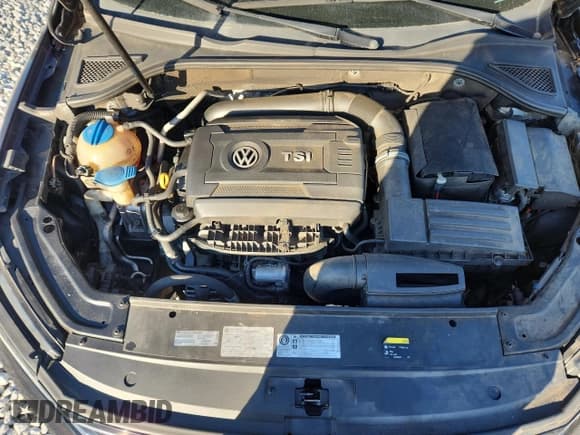 ✅ 2016 Volkswagen Passat S • VIN: 1VWAS7A3XGC064312 • Lot: 90366735. Wystawiony na Copart z przebiegiem 127 822 mil. Bezpłatny archiwum sprzedaży aukcyjnych z USA i szczegółowy raport historii pojazdu na DreamBid. Zdjęcie 11.