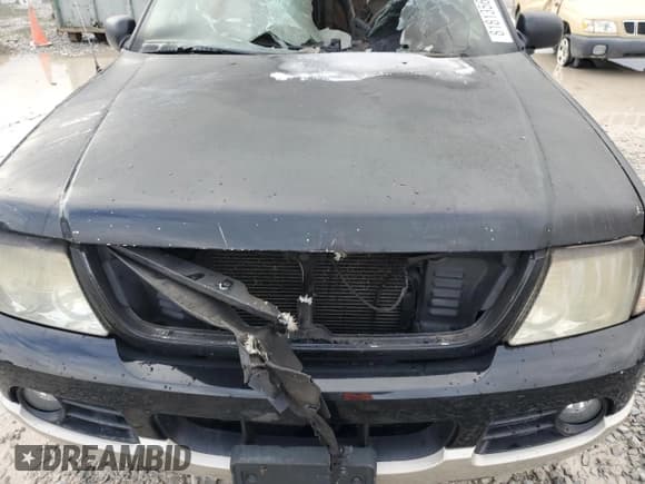 ✅ 2005 Ford Explorer Eddie Bauer • VIN: 1FMDU74K75UB43694 • Lot: 81813565. Wystawiony na Copart z przebiegiem Nie podano. Bezpłatny archiwum sprzedaży aukcyjnych z USA i szczegółowy raport historii pojazdu na DreamBid. Zdjęcie 12.