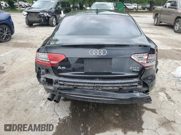✅ 2012 Audi A5 Premium Plus • VIN: WAURFAFR9CA038985 • Lot: 72834914. Wystawiony na Copart z przebiegiem 97 117 mil. Bezpłatny archiwum sprzedaży aukcyjnych z USA i szczegółowy raport historii pojazdu na DreamBid. Zdjęcie 6.