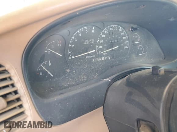 ✅ 1996 Ford Explorer XLT • VIN: 1FMDU32P7TZA99462 • Lot: 67788154. Wystawiony na Copart z przebiegiem 195 839 mil. Bezpłatny archiwum sprzedaży aukcyjnych z USA i szczegółowy raport historii pojazdu na DreamBid. Zdjęcie 9.