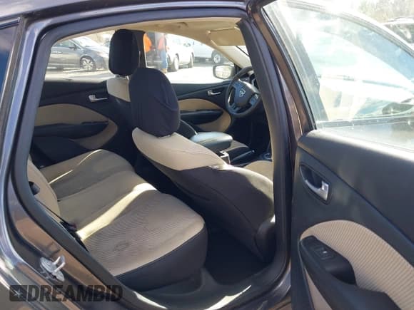 ✅ 2015 Dodge Dart SXT • VIN: 1C3CDFBB0FD281550 • Лот: 43596426. Опубликован ранее на IAAI с пробегом 154 933 миль. Бесплатный доступ к архиву аукционных продаж из США и подробный отчёт об истории автомобиля на DreamBid. Изображение 8.