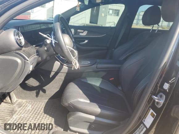 ✅ 2022 Mercedes-Benz E 350 • VIN: W1KZF8DB0NB089540 • Лот: 82212075. Опубликован ранее на Copart с пробегом 59 468 миль. Бесплатный доступ к архиву аукционных продаж из США и подробный отчёт об истории автомобиля на DreamBid. Изображение 7.