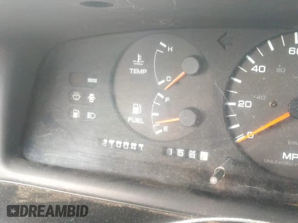 ✅ 1992 Nissan Stanza GXE • VIN: JN1FU21P7NX908226 • Лот: 42772429. Опубликован ранее на IAAI с пробегом 210 041 миль. Бесплатный доступ к архиву аукционных продаж из США и подробный отчёт об истории автомобиля на DreamBid. Изображение 7.