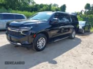 ✅ 2022 Chevrolet Suburban LT • VIN: 1GNSKCKD1NR192219 • Lot: 42829255. Listed on IAAI with 214,477 mi. Free auction sales archive from the USA and detailed vehicle history report at DreamBid. Image 19.