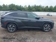 ✅ 2024 Hyundai Tucson SEL • VIN: 5NMJF3DE6RH325792 • Lot: 43281355. Wystawiony na IAAI z przebiegiem 32 274 mil. Bezpłatny archiwum sprzedaży aukcyjnych z USA i szczegółowy raport historii pojazdu na DreamBid. Zdjęcie 13.