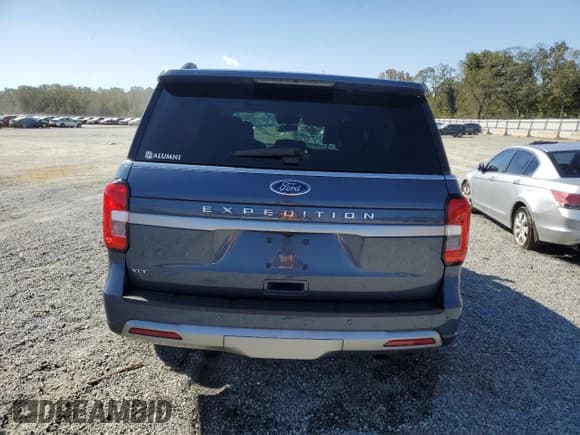 ✅ 2023 Ford Expedition XLT • VIN: 1FMJU1H89PEA12987 • Lot: 75675314. Listed on Copart with 20,932 mi. Free auction sales archive from the USA and detailed vehicle history report at DreamBid. Image 6.