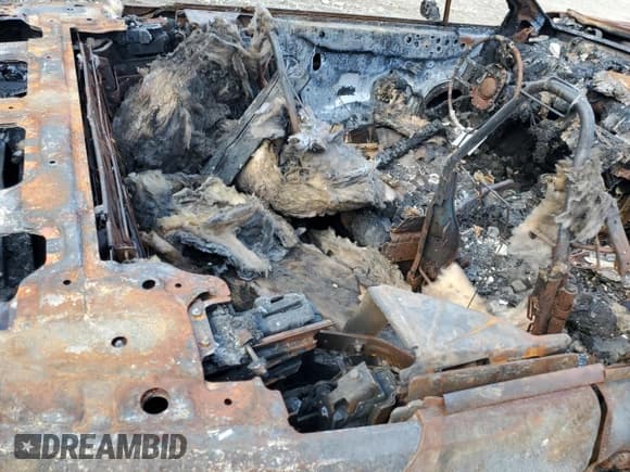 ✅ 2007 Mitsubishi Eclipse GS • VIN: 4A3AL25F37E025876 • Lot: 70607564. Wystawiony na Copart z przebiegiem Nie podano. Bezpłatny archiwum sprzedaży aukcyjnych z USA i szczegółowy raport historii pojazdu na DreamBid. Zdjęcie 10.