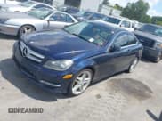 ✅ 2013 Mercedes-Benz C 250 • VIN: WDDGJ4HB9DF979566 • Lot: 42966986. Wystawiony na IAAI z przebiegiem 155 426 mil. Bezpłatny archiwum sprzedaży aukcyjnych z USA i szczegółowy raport historii pojazdu na DreamBid. Zdjęcie 2.