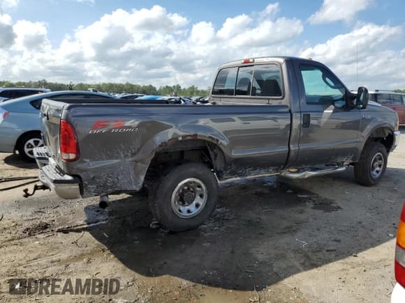 ✅ 2004 Ford F-250 XL • VIN: 1FTNF21L34EB19064 • Lot: 45322844. Listed on Copart with 222,794 mi. Free auction sales archive from the USA and detailed vehicle history report at DreamBid. Image 3.