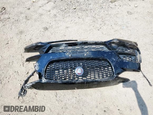 ✅ 2020 Jaguar XE S • VIN: SAJAE4FX8LCP57282 • Lot: 68337065. Listed on Copart with 43,587 mi. Free auction sales archive from the USA and detailed vehicle history report at DreamBid. Image 12.