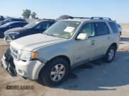 ✅ 2009 Ford Escape Limited • VIN: 1FMCU94G99KB00902 • Lot: 43276960. Wystawiony na IAAI z przebiegiem 138 567 mil. Bezpłatny archiwum sprzedaży aukcyjnych z USA i szczegółowy raport historii pojazdu na DreamBid. Zdjęcie 17.