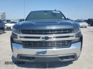 ✅ 2020 Chevrolet Silverado 1500 LT • VIN: 1GCPWCED5LZ163043 • Lot: 75322074. Wystawiony na Copart z przebiegiem Nie podano. Bezpłatny archiwum sprzedaży aukcyjnych z USA i szczegółowy raport historii pojazdu na DreamBid. Zdjęcie 5.