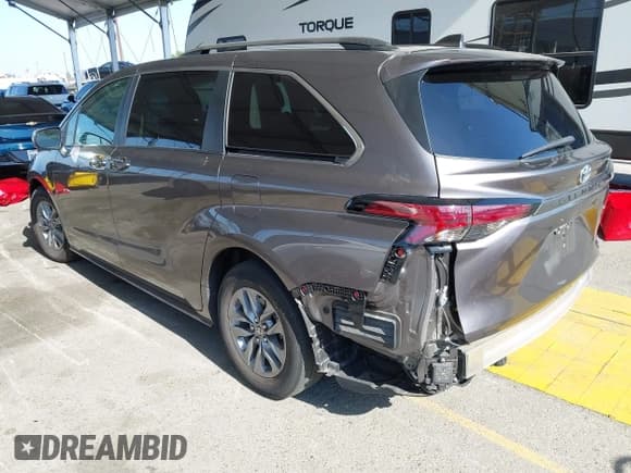 ✅ 2022 Toyota Sienna LE • VIN: 5TDKRKECXNS109602 • Лот: 42644253. Опубликован ранее на IAAI с пробегом 47 754 миль. Бесплатный доступ к архиву аукционных продаж из США и подробный отчёт об истории автомобиля на DreamBid. Изображение 3.