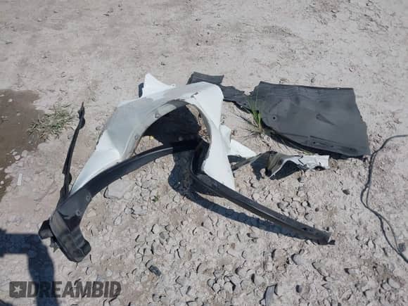 2015 Nissan Murano Platinum with VIN 5N1AZ2MG2FN210359, listed as a IAAI auction lot 43175703 with 139,756 mi miles and . Bid and sale history available at DreamBid. Image 12.