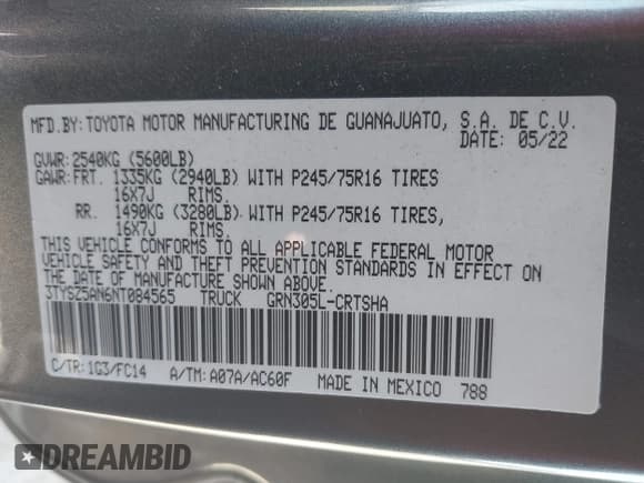 ✅ 2022 Toyota Tacoma SR • VIN: 3TYSZ5AN6NT084565 • Lot: 42151265. Wystawiony na IAAI z przebiegiem 62 871 mil. Bezpłatny archiwum sprzedaży aukcyjnych z USA i szczegółowy raport historii pojazdu na DreamBid. Zdjęcie 9.