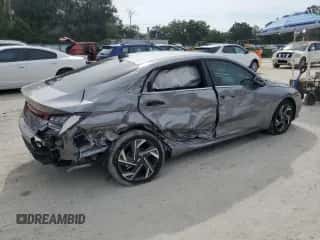 2025 Hyundai Elantra Limited z VIN KMHLN4DJ1SU162655, wystawiony jako Copart lot #80559115 z przebiegiem 6 599 mil mil oraz Szkoda całkowita • Salvage title. Historia ofert i sprzedaży dostępna na DreamBid. Obrazek 3.