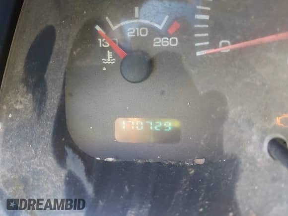 2000 Dodge 1500 with VIN 3B7HF13Z2YG149468, listed as a IAAI auction lot 43424370 with 170,729 mi miles and . Bid and sale history available at DreamBid. Image 15.