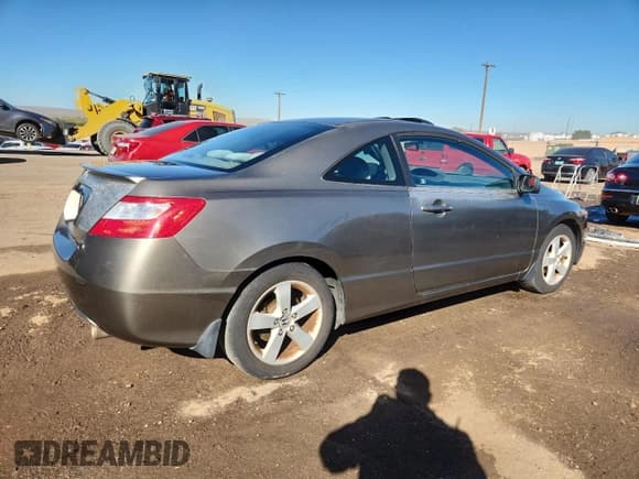 ✅ 2006 Honda Civic EX • VIN: 2HGFG128X6H544980 • Лот: 90050505. Опубликован ранее на Copart с пробегом 155 350 миль. Бесплатный доступ к архиву аукционных продаж из США и подробный отчёт об истории автомобиля на DreamBid. Изображение 3.