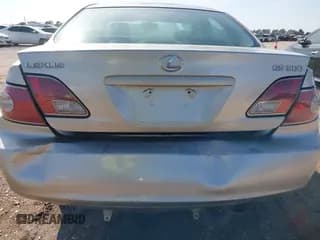 ✅ 2003 Lexus ES 300 • VIN: JTHBF30G130110497 • Lot: 43689237. Listed on IAAI with 465,857 mi. Free auction sales archive from the USA and detailed vehicle history report at DreamBid. Image 6.