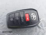 ✅ 2024 Toyota Highlander Hybrid XLE • VIN: 5TDKBRCH6RS604722 • Lot: 41959113. Wystawiony na IAAI z przebiegiem 25 765 mil. Bezpłatny archiwum sprzedaży aukcyjnych z USA i szczegółowy raport historii pojazdu na DreamBid. Zdjęcie 11.