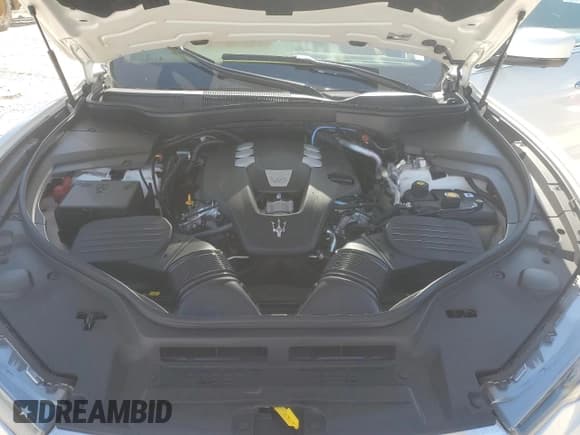 ✅ 2023 Maserati Levante GT • VIN: ZN661XUA4PX419715 • Lot: 73743104. Listed on Copart with Not provided. Free auction sales archive from the USA and detailed vehicle history report at DreamBid. Image 12.