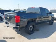 ✅ 2019 Chevrolet Silverado 1500 LT • VIN: 2GCRCPEC2K1114499 • Lot: 43338926. Wystawiony na IAAI z przebiegiem 126 728 mil. Bezpłatny archiwum sprzedaży aukcyjnych z USA i szczegółowy raport historii pojazdu na DreamBid. Zdjęcie 4.