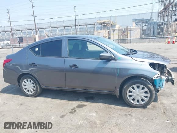 ✅ 2017 Nissan Versa S • VIN: 3N1CN7AP7HL860532 • Лот: 42726461. Опубликован ранее на IAAI с пробегом 156 318 миль. Бесплатный доступ к архиву аукционных продаж из США и подробный отчёт об истории автомобиля на DreamBid. Изображение 14.