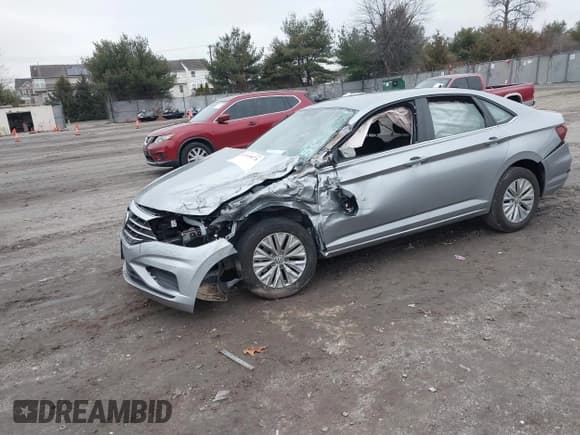 ✅ 2020 Volkswagen Jetta S • VIN: 3VWC57BU1LM081029 • Lot: 41165073. Listed on IAAI with 17,044 mi. Free auction sales archive from the USA and detailed vehicle history report at DreamBid. Image 16.