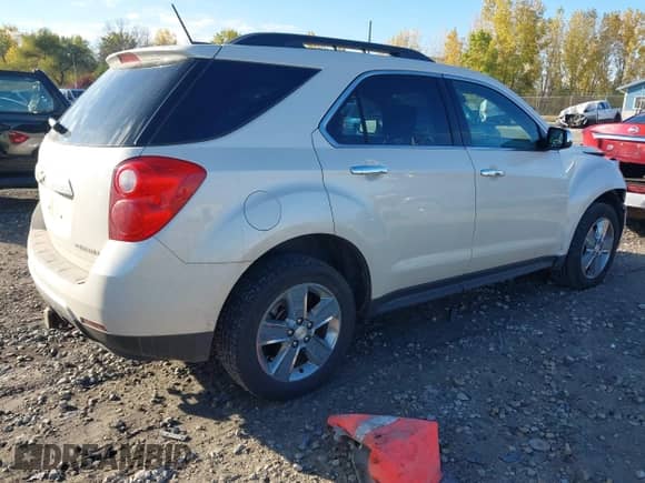 2015 Chevrolet Equinox LT with VIN 1GNFLGEK1FZ117568, listed as a IAAI auction lot 43424527 with 156,838 mi miles and . Bid and sale history available at DreamBid. Image 4.