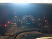 ✅ 2004 Chevrolet Silverado 1500 LS • VIN: 2GCEK13T041419603 • Lot: 57208774. Wystawiony na Copart z przebiegiem 179 514 mil. Bezpłatny archiwum sprzedaży aukcyjnych z USA i szczegółowy raport historii pojazdu na DreamBid. Zdjęcie 9.