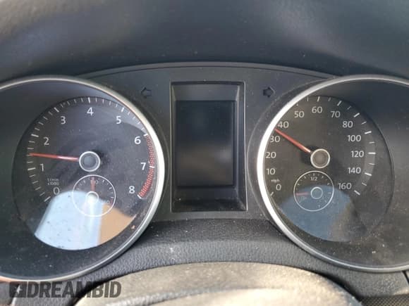 ✅ 2010 Volkswagen Jetta S • VIN: 3VWKX7AJ9AM660201 • Lot: 82777405. Wystawiony na Copart z przebiegiem Nie podano. Bezpłatny archiwum sprzedaży aukcyjnych z USA i szczegółowy raport historii pojazdu na DreamBid. Zdjęcie 9.