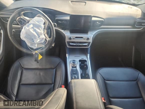 ✅ 2022 Ford Explorer XLT • VIN: 1FMSK8DH0NGB10266 • Lot: 89700535. Listed on Copart with Not provided. Free auction sales archive from the USA and detailed vehicle history report at DreamBid. Image 8.