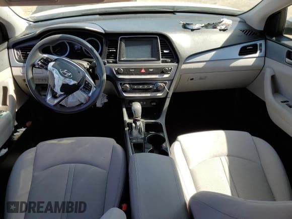 ✅ 2018 Hyundai Sonata SE • VIN: 5NPE24AF1JH635257 • Lot: 46344203. Listed on Copart with 63,799 mi. Free auction sales archive from the USA and detailed vehicle history report at DreamBid. Image 8.
