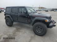 ✅ 2024 Jeep Wrangler Rubicon X • VIN: 1C4RJXFG1RW137055 • Lot: 43633625. Wystawiony na Copart z przebiegiem 7 686 mil. Bezpłatny archiwum sprzedaży aukcyjnych z USA i szczegółowy raport historii pojazdu na DreamBid. Zdjęcie 4.