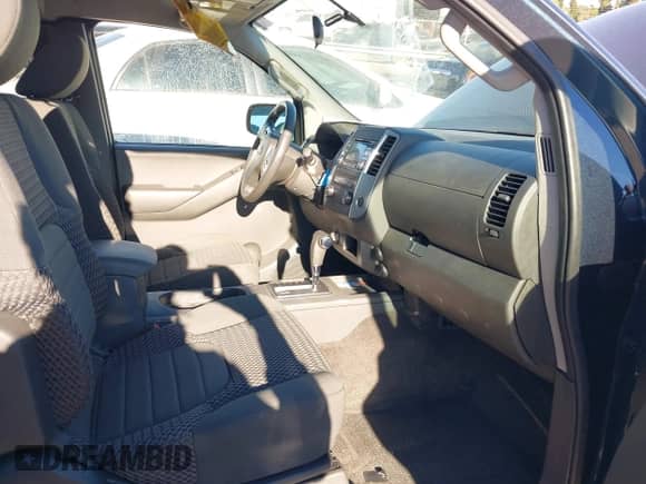 2014 Nissan Frontier SV z VIN 1N6AD0CW8EN763450, wystawiony jako IAAI lot #43465951 z przebiegiem 30 679 mil mil oraz . Historia ofert i sprzedaży dostępna na DreamBid. Obrazek 5.