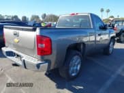 ✅ 2013 Chevrolet Silverado 1500 Work Truck • VIN: 1GCNCPEX3DZ339798 • Lot: 43895293. Wystawiony na IAAI z przebiegiem 37 129 mil. Bezpłatny archiwum sprzedaży aukcyjnych z USA i szczegółowy raport historii pojazdu na DreamBid. Zdjęcie 4.
