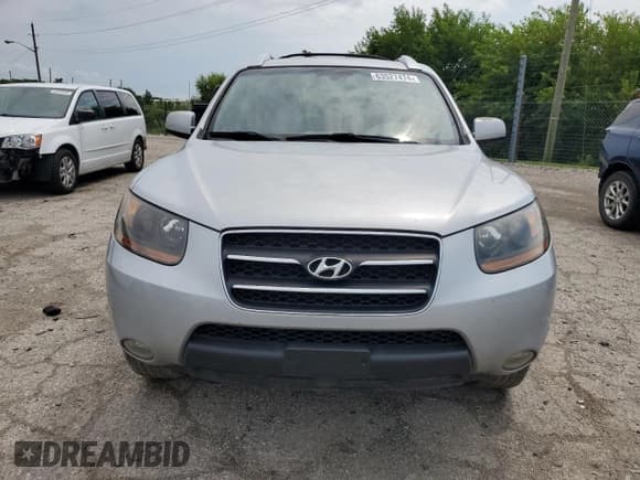 ✅ 2009 Hyundai Santa Fe Limited • VIN: 5NMSH13E39H262378 • Lot: 63527474. Listed on Copart with 147,978 mi. Free auction sales archive from the USA and detailed vehicle history report at DreamBid. Image 5.
