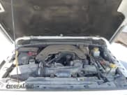 ✅ 2020 Jeep Gladiator Sport S • VIN: 1C6HJTAG3LL125405 • Lot: 43379807. Wystawiony na IAAI z przebiegiem 102 440 mil. Bezpłatny archiwum sprzedaży aukcyjnych z USA i szczegółowy raport historii pojazdu na DreamBid. Zdjęcie 10.