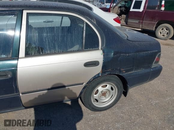 ✅ 1996 Toyota Corolla • VIN: 1NXBA02E8TZ493966 • Lot: 43775910. Listed on IAAI with 274,782 mi. Free auction sales archive from the USA and detailed vehicle history report at DreamBid. Image 6.