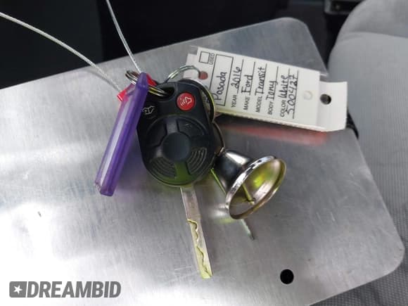 ✅ 2016 Ford Transit XL • VIN: 1FBAX2CG4GKB02831 • Lot: 41485097. Wystawiony na IAAI z przebiegiem 236 086 mil. Bezpłatny archiwum sprzedaży aukcyjnych z USA i szczegółowy raport historii pojazdu na DreamBid. Zdjęcie 11.