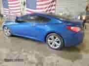 2010 Hyundai Genesis Coupe Track z VIN KMHHU6KH3AU023985, wystawiony jako Copart lot #47077255 z przebiegiem Nie podano mil oraz Szkoda całkowita • Salvage title. Historia ofert i sprzedaży dostępna na DreamBid. Obrazek 2.