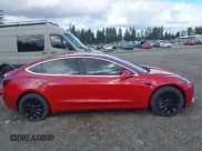 ✅ 2020 Tesla Model 3 Standard Range Plus • VIN: 5YJ3E1EA8LF606593 • Lot: 43490427. Wystawiony na IAAI z przebiegiem 59 209 mil. Bezpłatny archiwum sprzedaży aukcyjnych z USA i szczegółowy raport historii pojazdu na DreamBid. Zdjęcie 14.